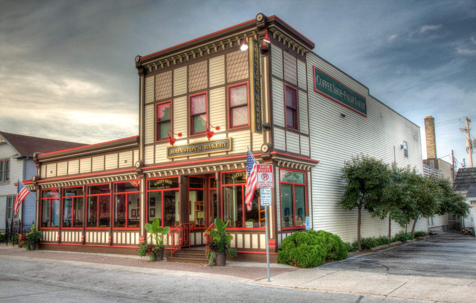 Johnston's Bakery >> Home of the Sheboygan Hard Roll